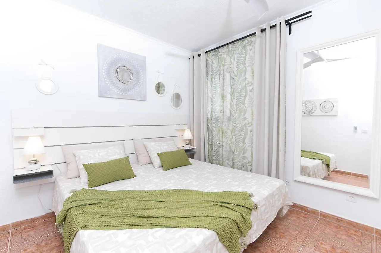 Sea View, Newly Renovated, 2 Bedrooms Apartment In Costa Adeje 0*, Costa Adeje (Tenerife)