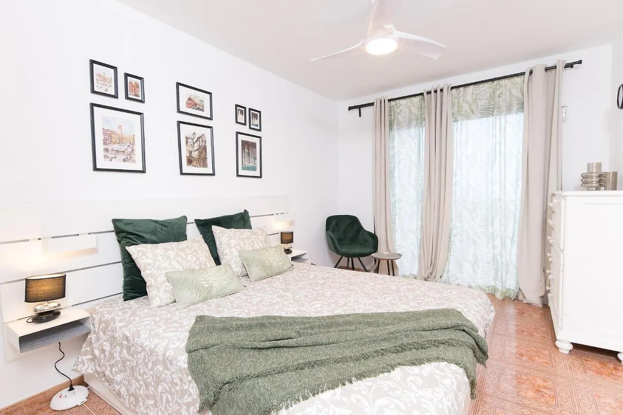 Sea View, Newly Renovated, 2 Bedrooms Apartment In Costa Adeje Costa Adeje (Tenerife)