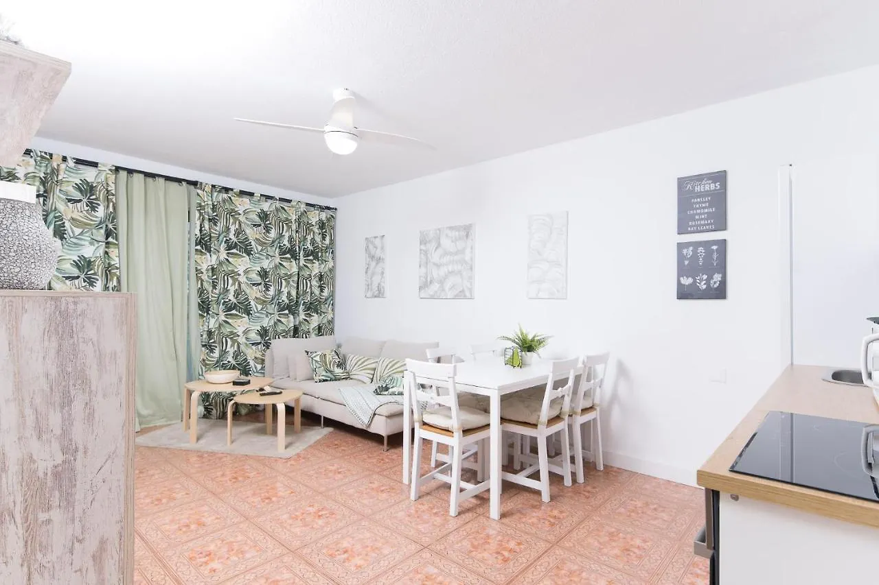 Sea View, Newly Renovated, 2 Bedrooms Apartment In Costa Adeje 0*, Costa Adeje (Tenerife) Španělsko